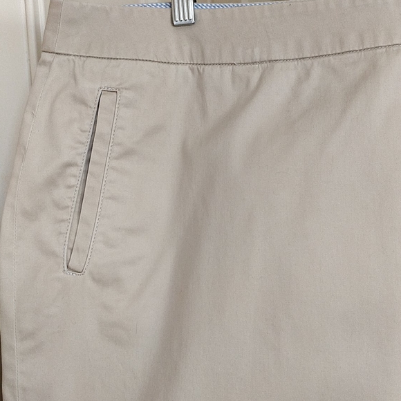LL Bean Chino Skirt, Size 18 - Picture 2 of 4